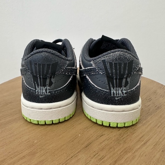 Nike Dunk Low SE TD 'Halloween - Cauldron - Size 5c - Picture 8 of 10